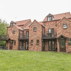 https://white-goose-cottage.yorkshirehotels.net
