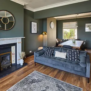 https://host-stay-raven-house.yorkshirehotels.net